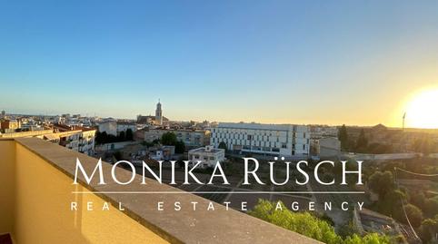 Foto 2 de Ático de alquiler en Nord, Barcelona