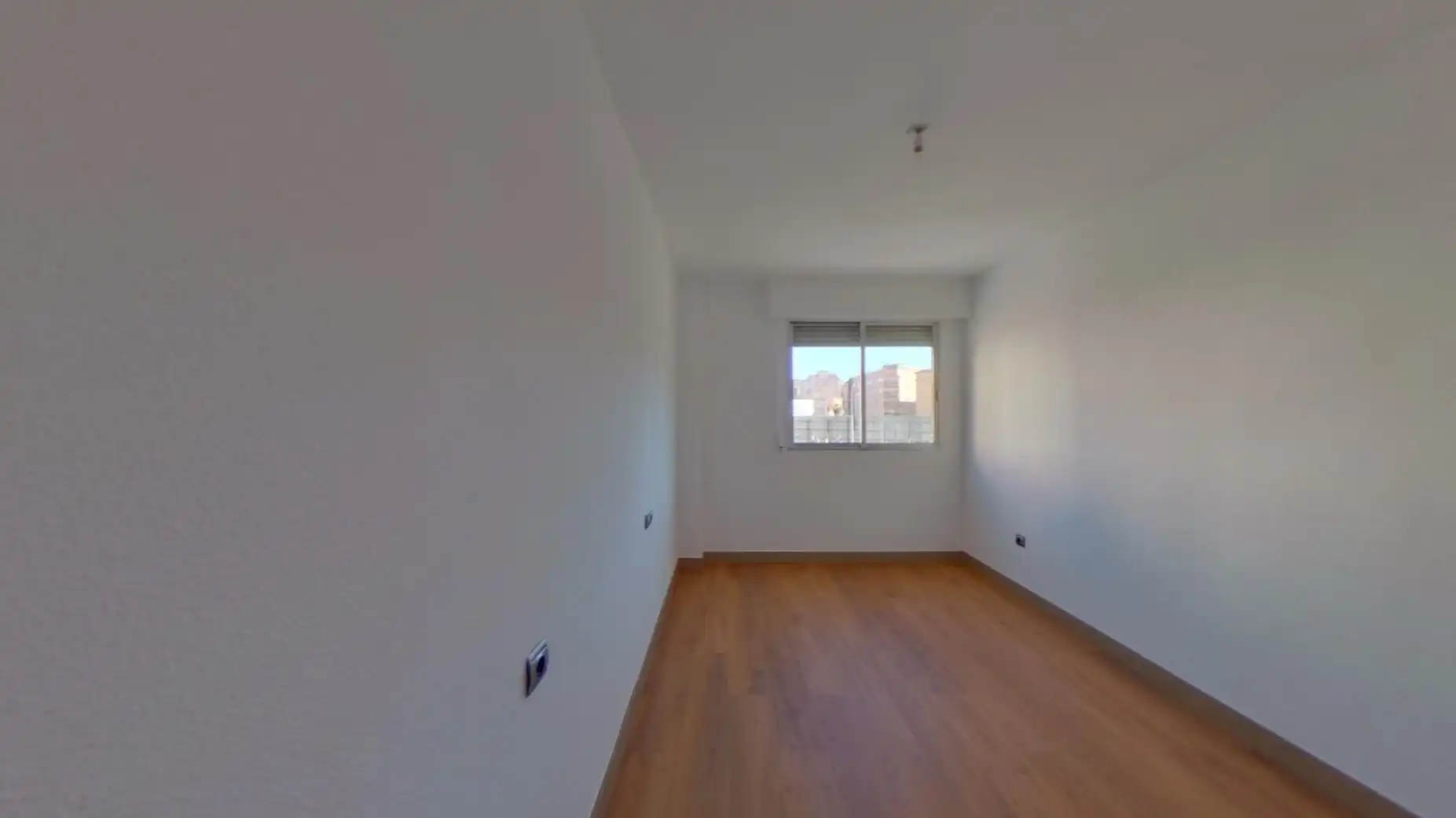 Habitación de Piso en venta en Murcia con Balcón