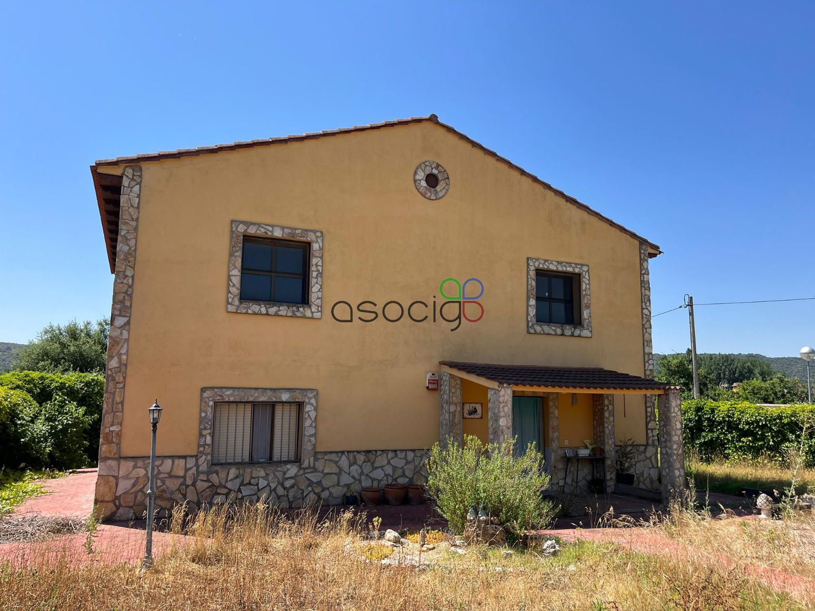 Exterior view of House or chalet for sale in Espinosa de Henares  with Private garden and Terrace