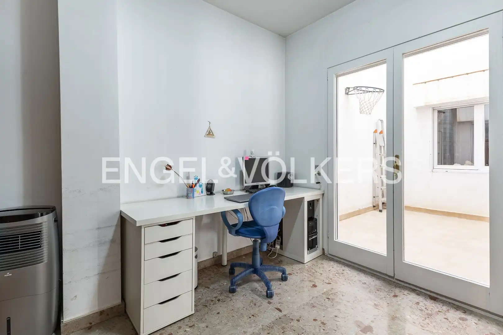 Piso en venta en Terrassa con Aire acondicionado, Calefacción y Terraza