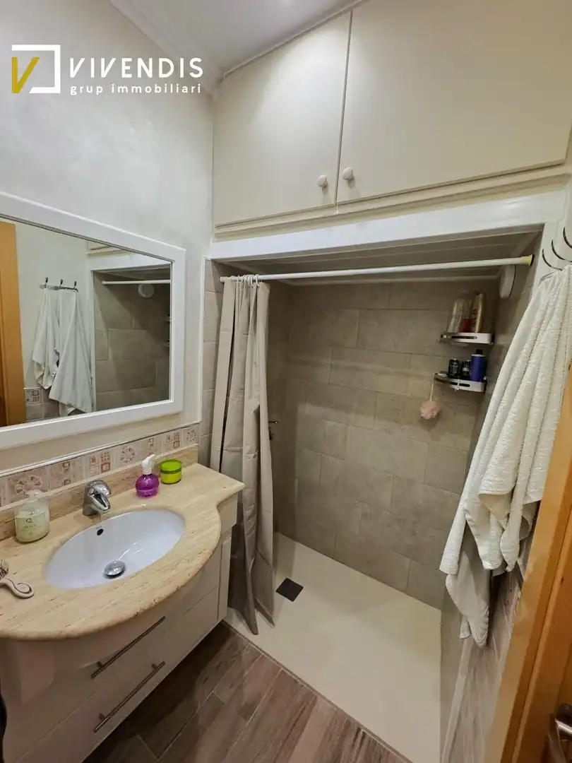 Bathroom of Houses for sale in Almenar  with Air Conditioner, Heating and Storage room