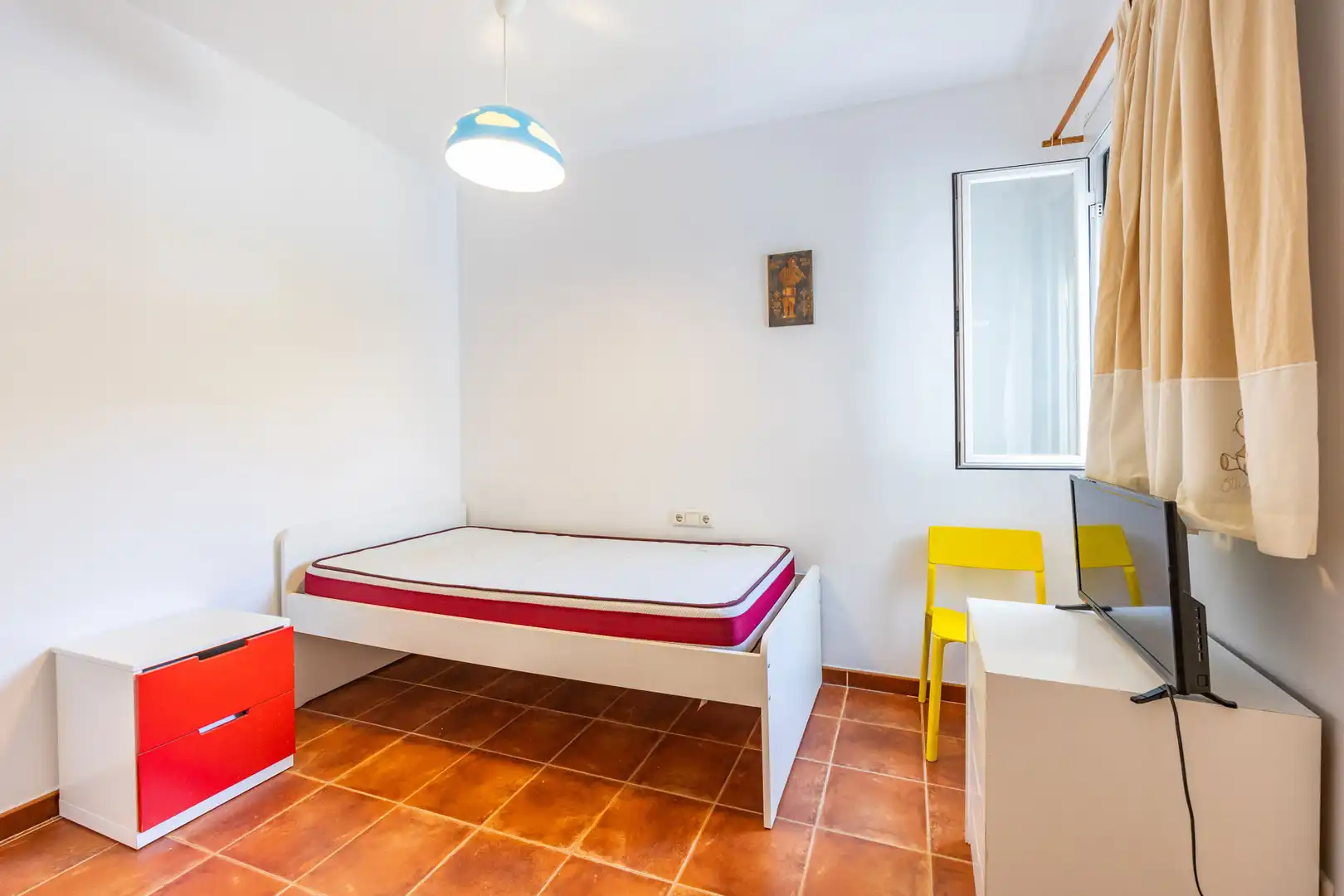 Habitación de Apartamento en venta en La Alcaidesa con Aire acondicionado, Calefacción y Terraza