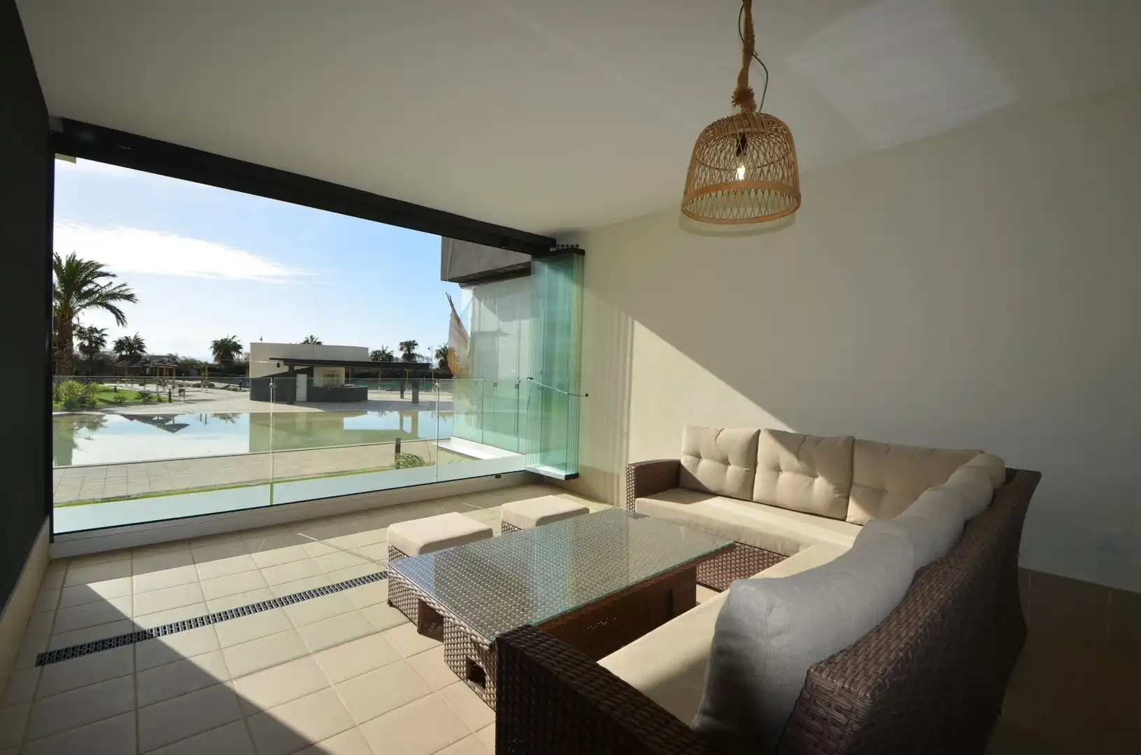 Apartament amb piscina en venda a Isla Canela, imagen 12