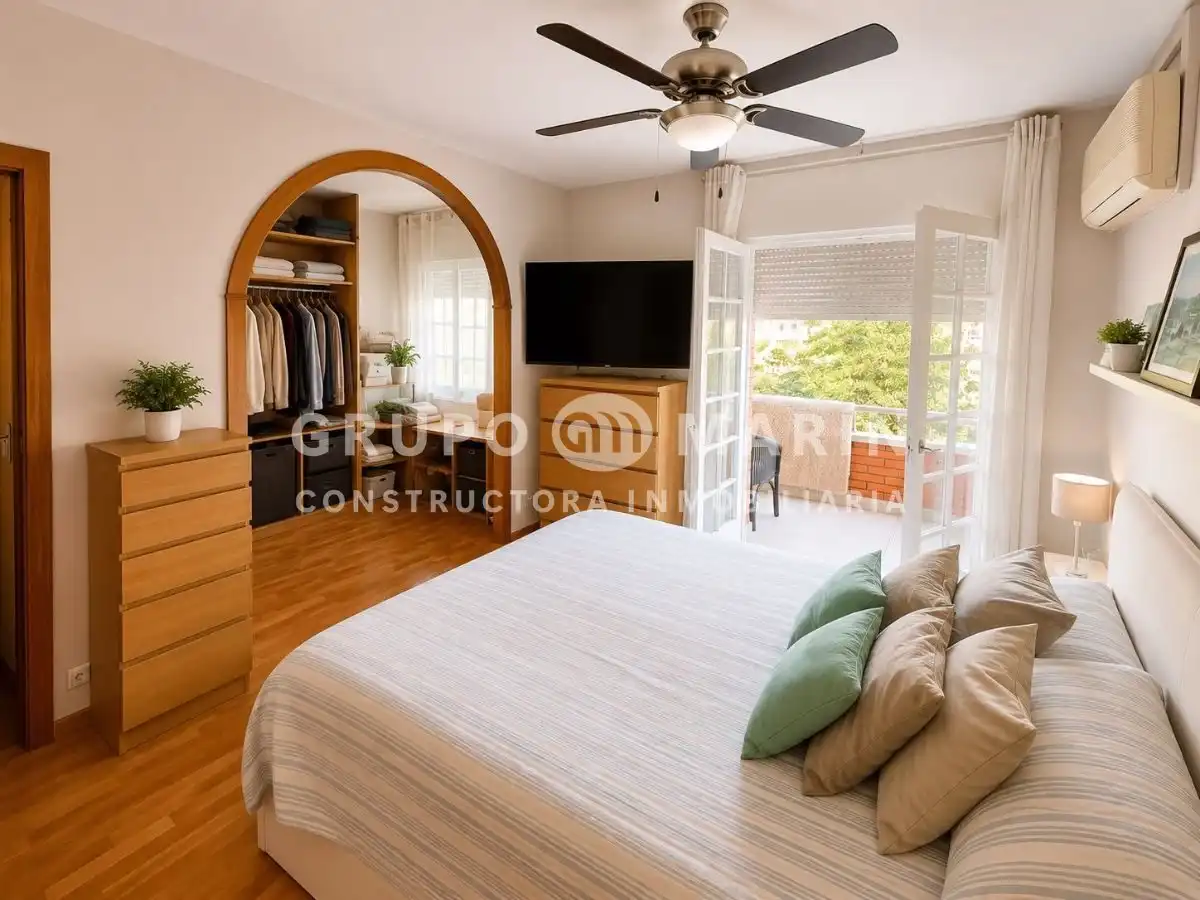 Casa adosada en venta en Carrer de Sant Miquel, Sector Est
