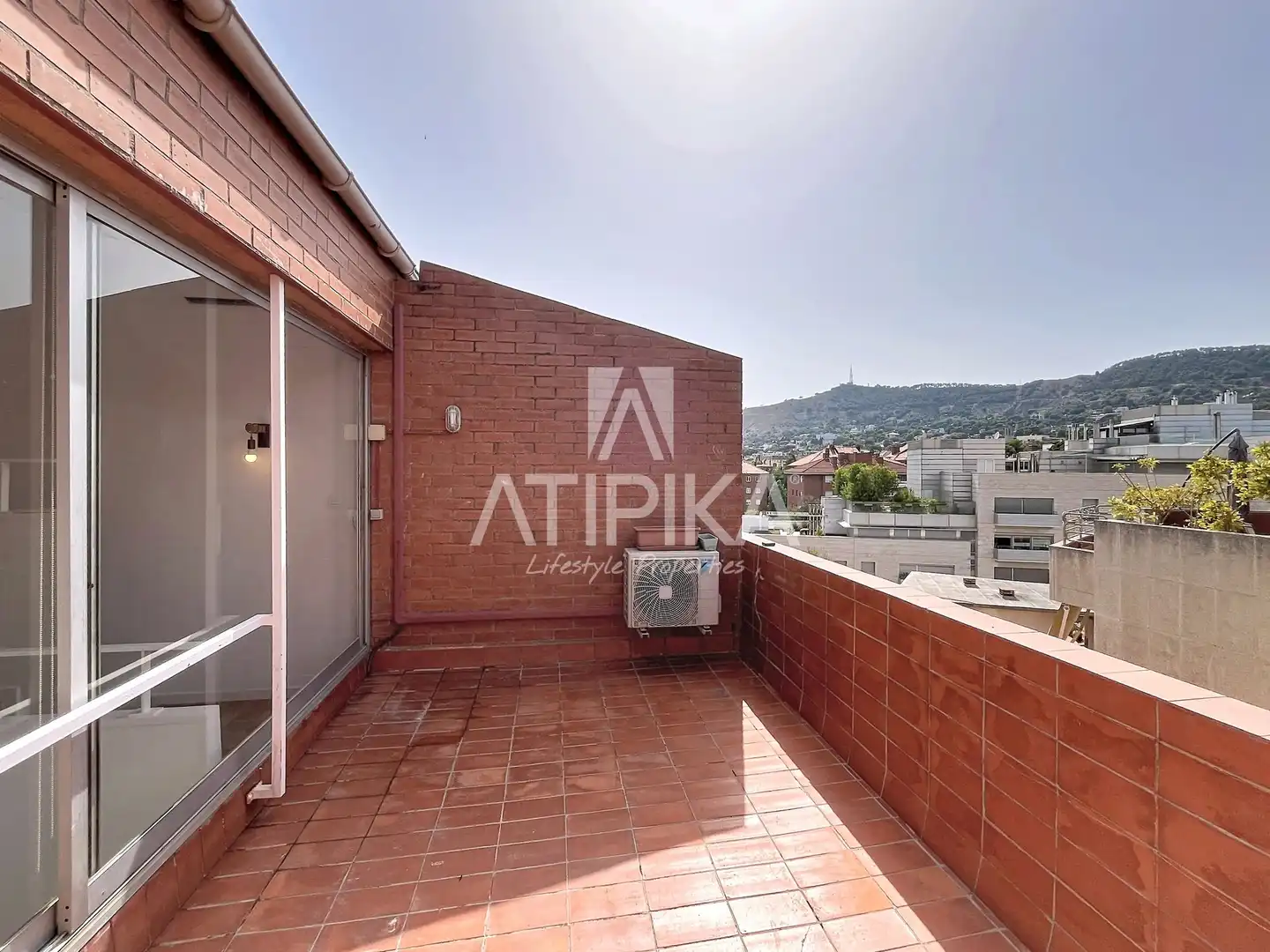 Terrassa de Àtic en venda en Barcelona amb Aire condicionat, Calefacció i Parquet