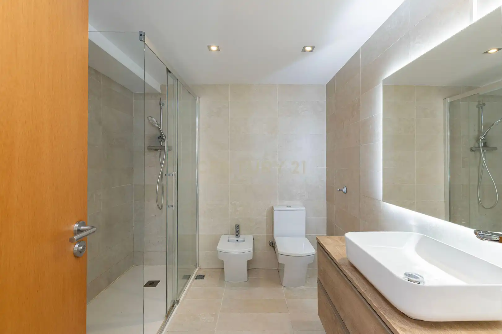 Bathroom of Houses for sale in Sant Martí