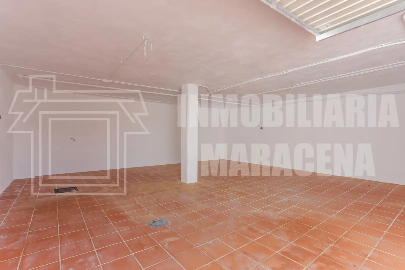 Casa adosada en venta en Láchar