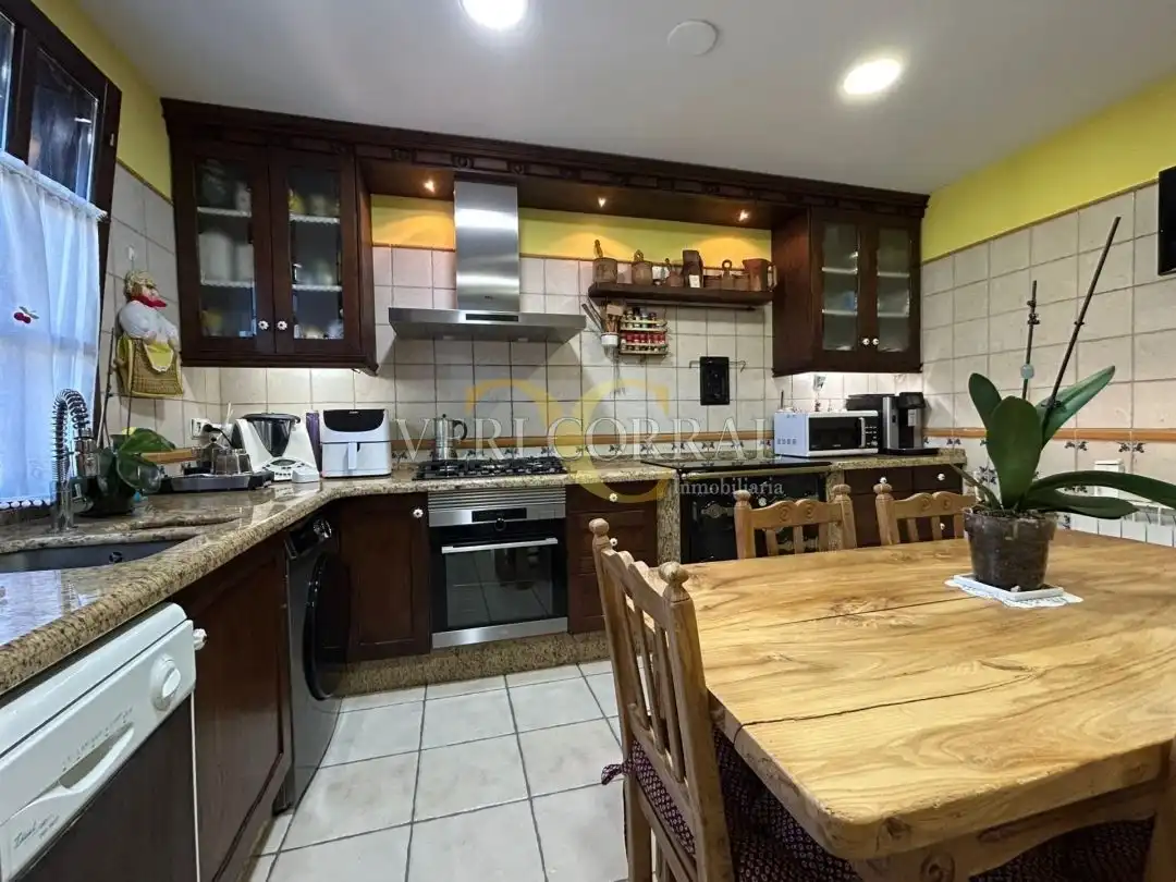 Cocina de Casa o chalet en venta en Llanes con Calefacción, Jardín privado y Terraza