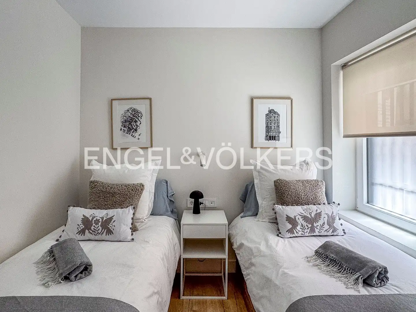 Bedroom of Flat for rent in Barcelona  with Air Conditioner, Heating and Parquet flooring