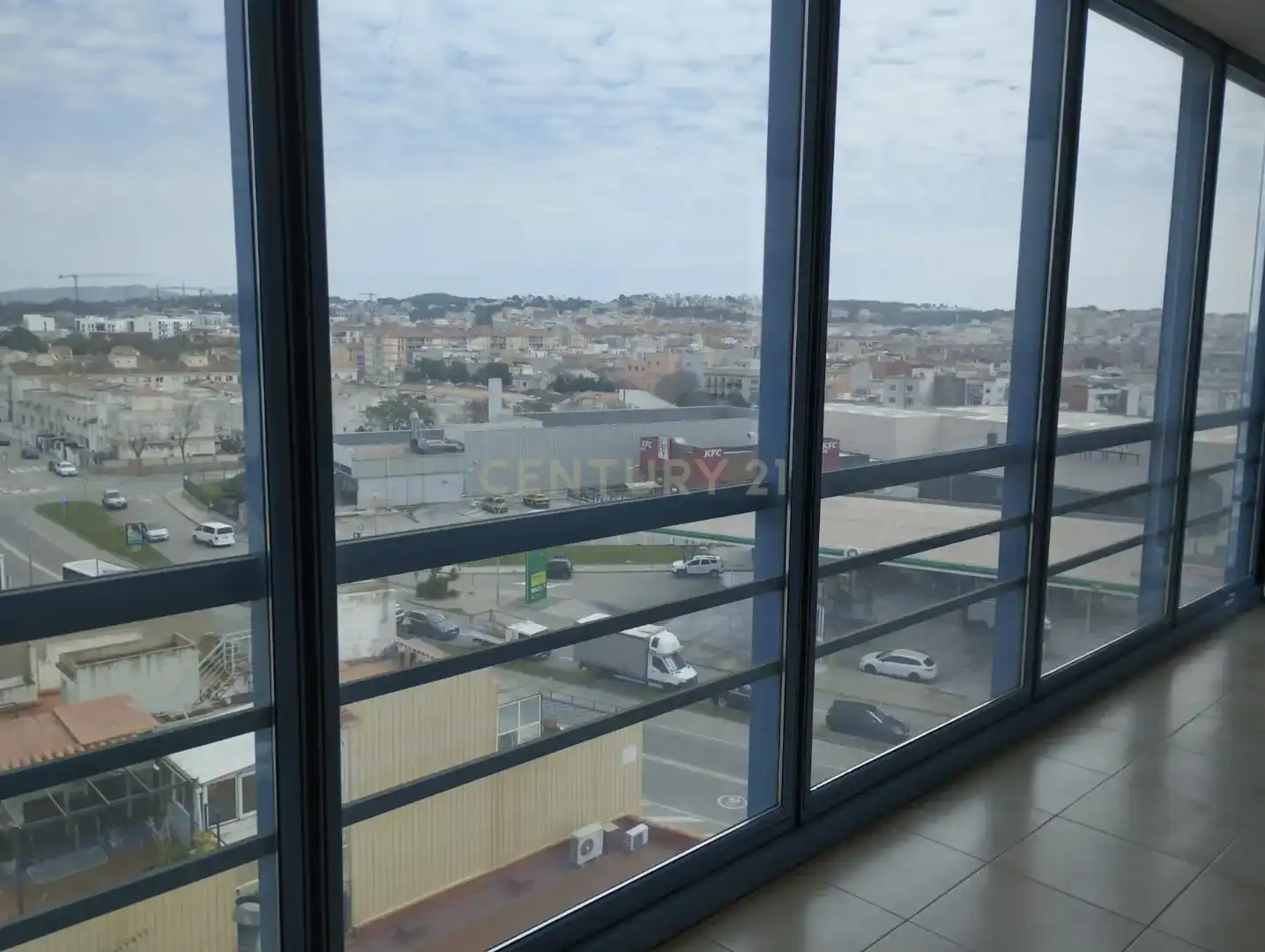 Local de alquiler en Ronda d'Europa, 60, Vilanova i la Geltrú, Spain, 60, Masia Nova - Solicrup