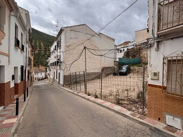 Terreno residencial en Venta en Calle José Corrales Urbano, 12 en Algarinejo