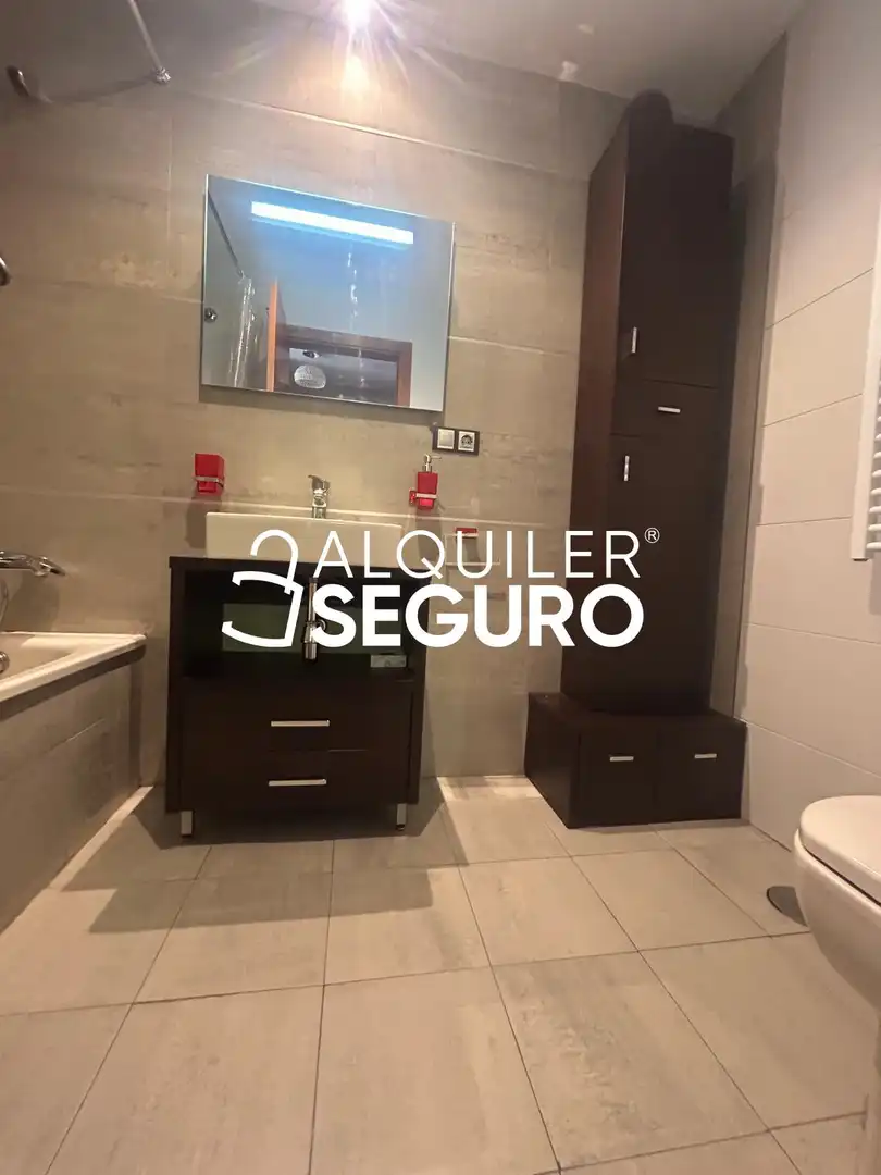 Flat with pool to rent in Catedratica Asun. Linares, imagen 25