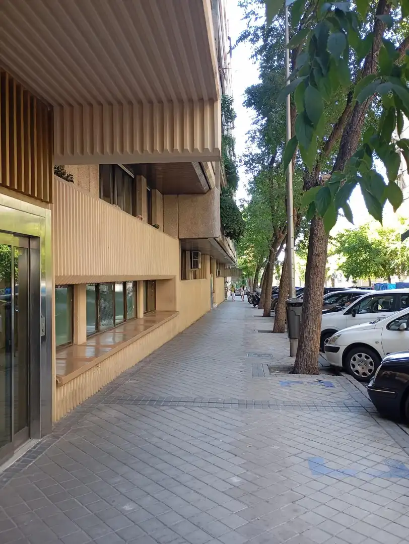 Pis amb ascensor en venda a Calle de Julián Romea 7, imagen 5