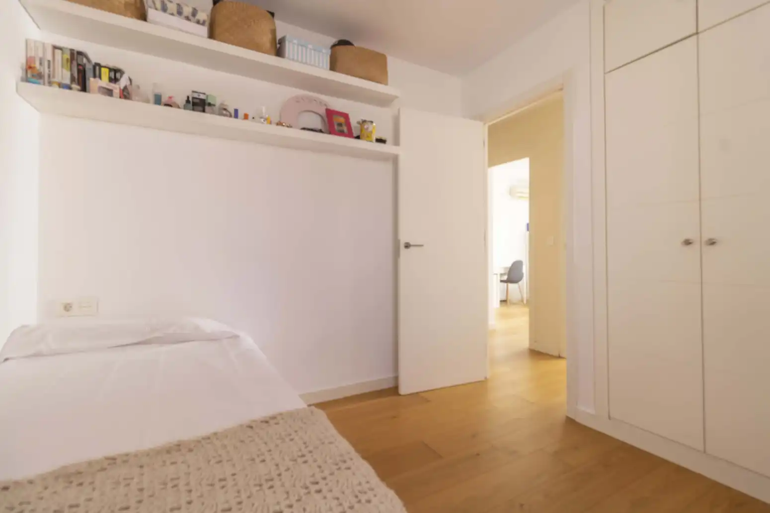 Habitación de Piso en venta en Sevilla con Aire acondicionado y Balcón