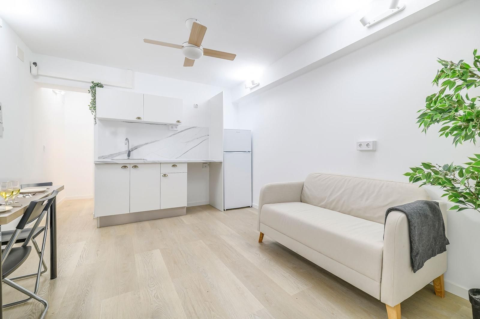 Living room of Planta baja for sale in Cornellà de Llobregat