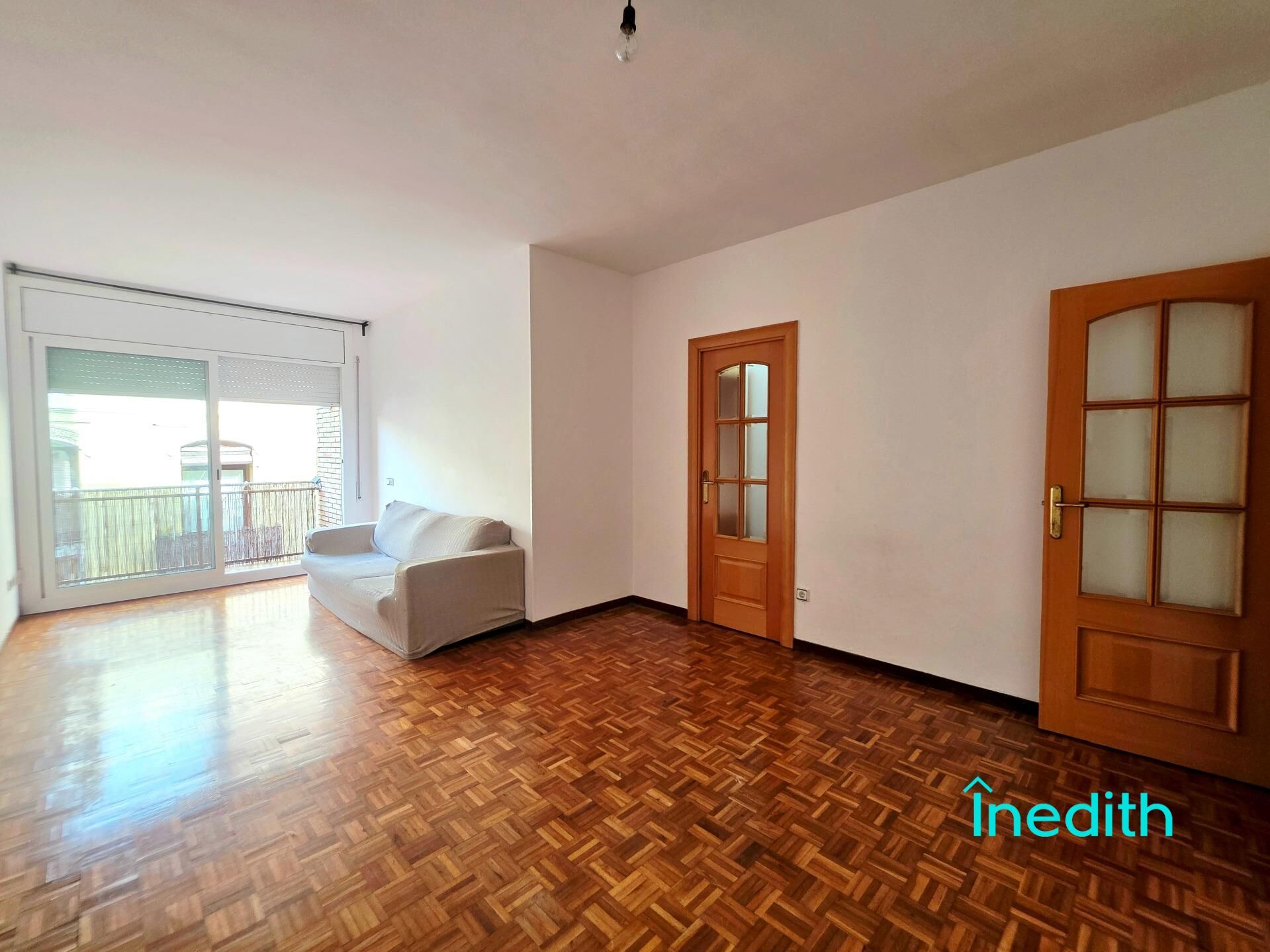 Sala de estar de Piso en venta en  Barcelona Capital con Terraza y Balcón