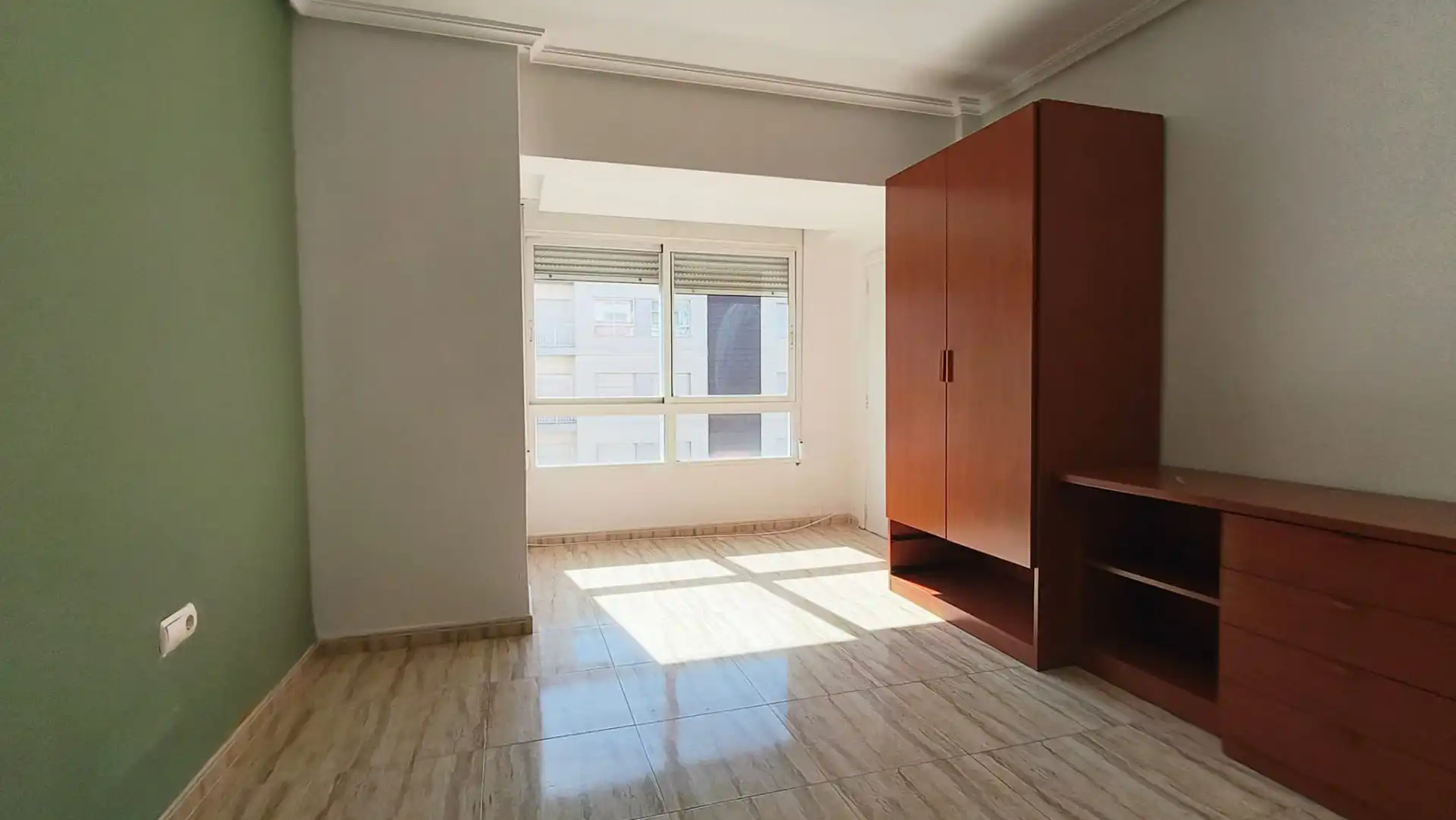 Habitación de Piso de alquiler en Alzira con Aire acondicionado y Horno