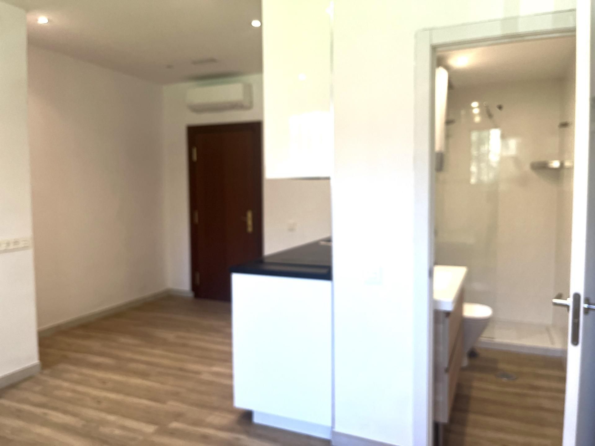 Study for sale in Calle IDIOMA ESPERANTO, 20, Pueblo Nuevo