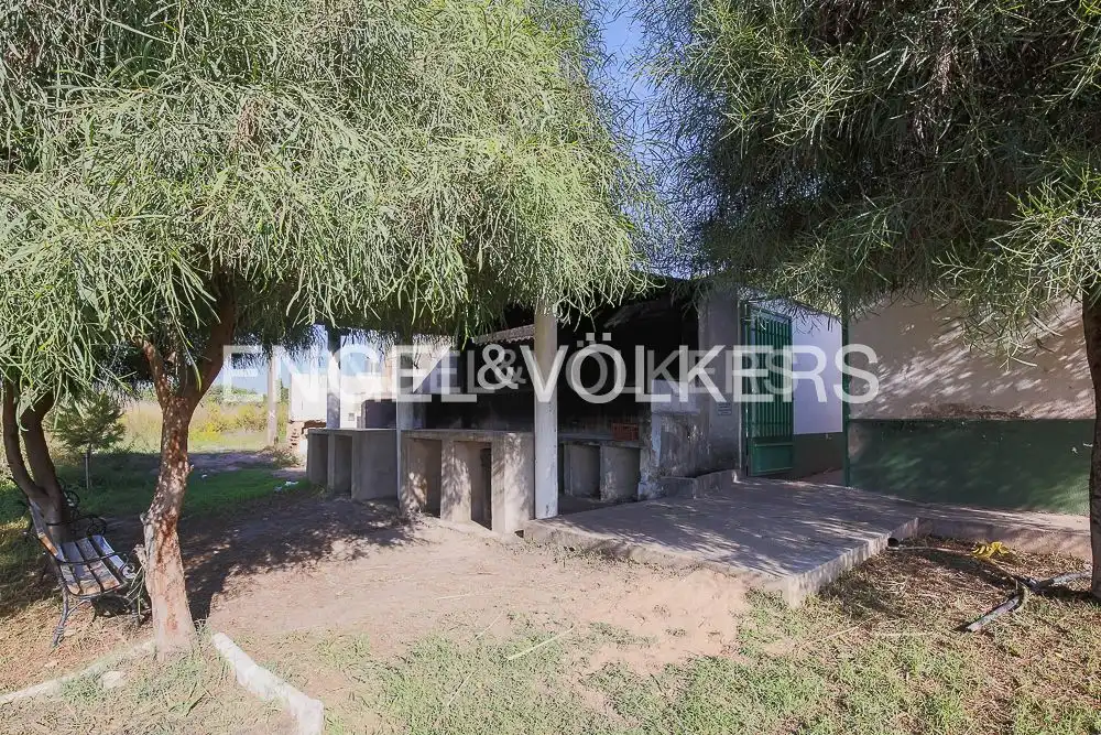 Wohnung zur Miete in El Puig de Santa Maria mit Klimaanlage, Heizung und Privatgarten