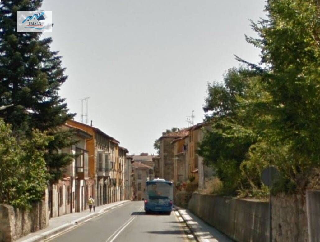Vista exterior de Pis en venda en Miranda de Ebro amb Terrassa