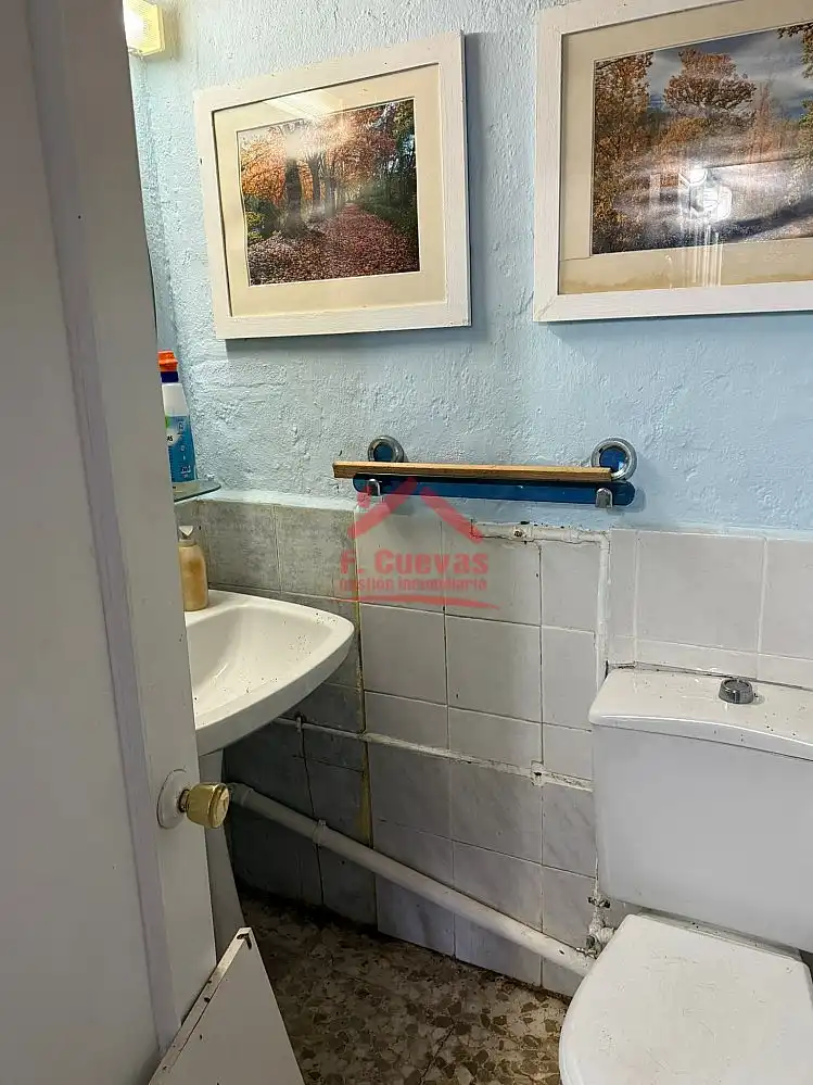 Bathroom of Country homes for sale in Sayalonga  with Air Conditioner, Heating and Terrace