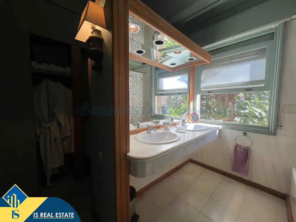 Bathroom of Houses for sale in El Puerto