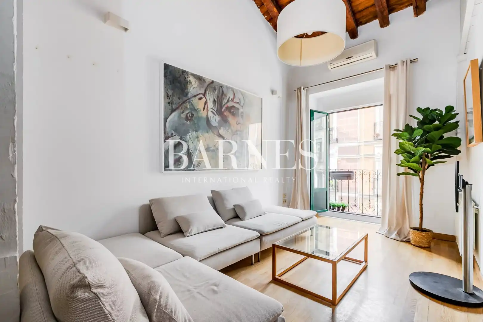 Exterior view of Flat for rent in Madrid  with Air Conditioner, Heating and Furnished