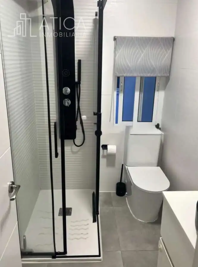 Badezimmer von Wohnung zur Miete in Barrio Blanco