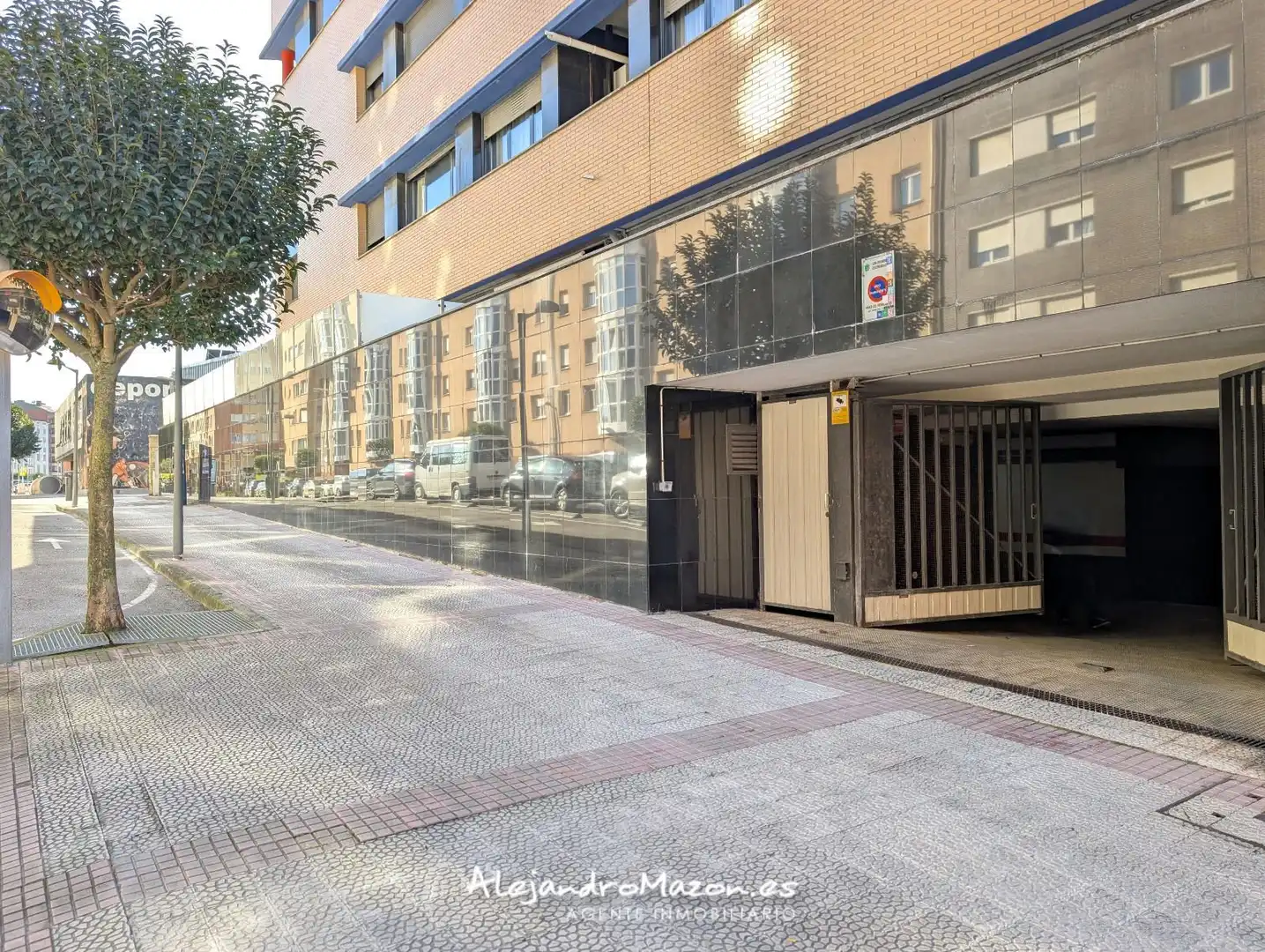 Vista exterior de Piso en venta en Castro-Urdiales con Calefacción, Parquet y Terraza