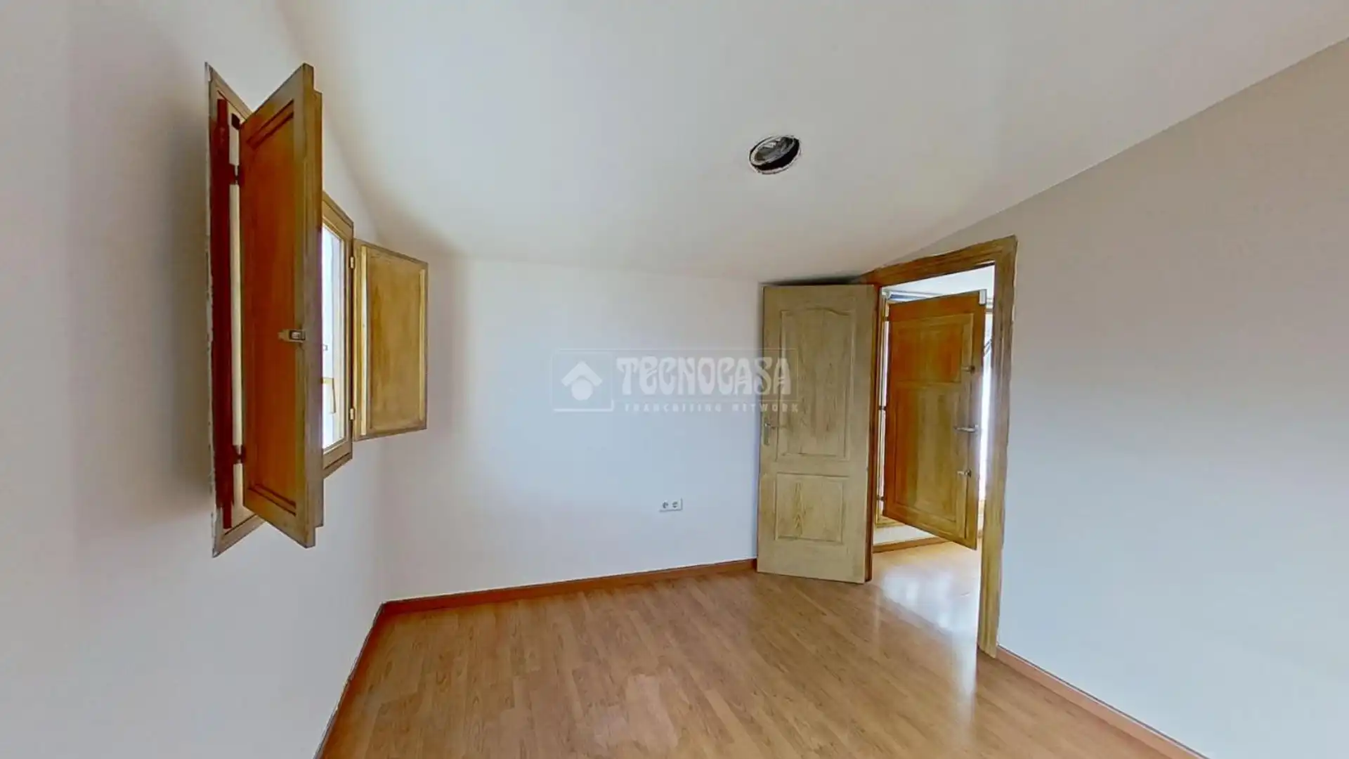 Wohnung zum Verkauf in Sallent mit Parkett, Terrasse und Balkon