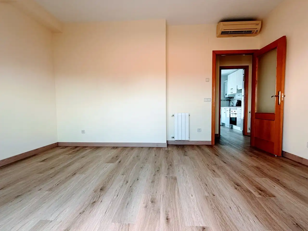 Ático de alquiler en Paracuellos de Jarama con Terraza, Horno y Lavadora