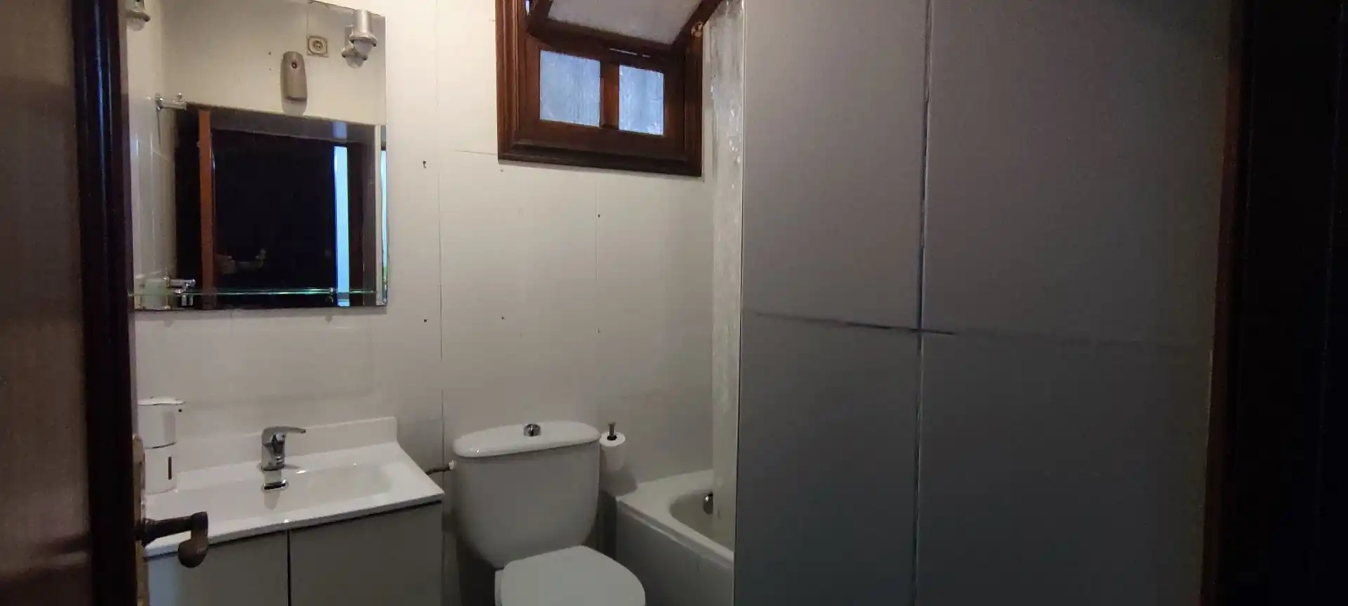 Bathroom of Houses for sale in Toledo  with Heating, Storage room and Furnished