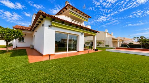 Foto 4 de Casa o xalet en venda a Carrer Dels Pirineus, Cunit Residencial, Cunit