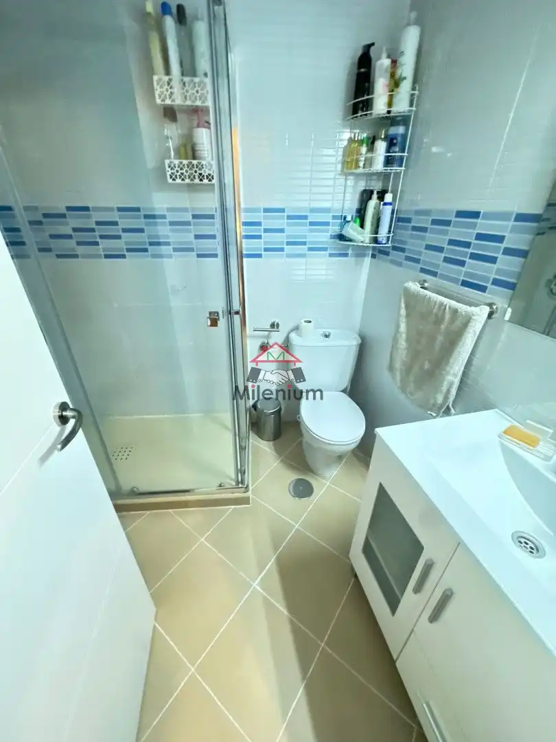 Bany de Casa o xalet en venda en Algeciras amb Terrassa