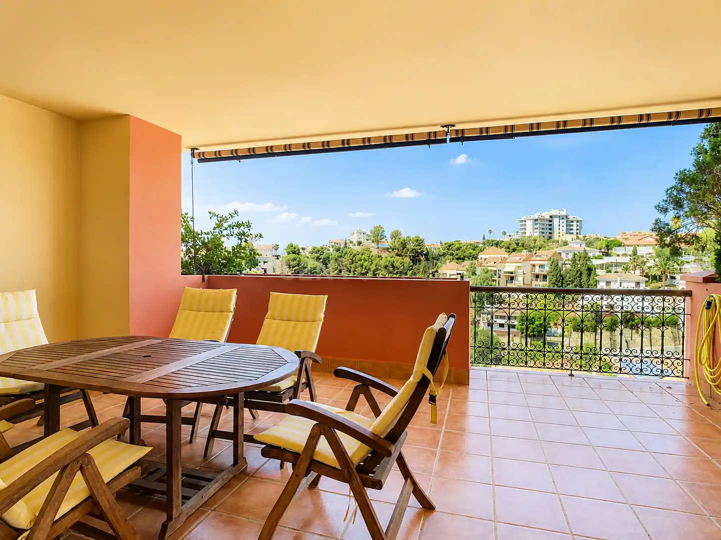 Apartamento con ascensor en venta en Calle las Dalias, Fuengirola, Spain, imagen 5