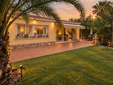 Villa con piscina in vendita a Las Marinas / Les Marines