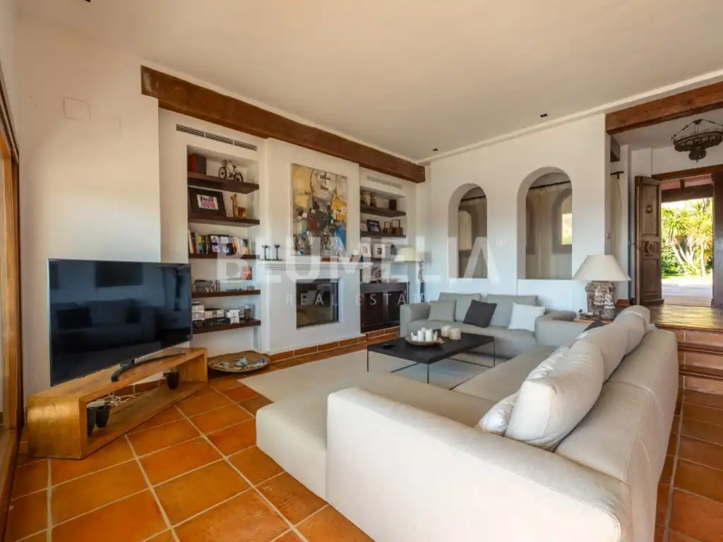 House with pool for sale in Calle Praga, imagen 6