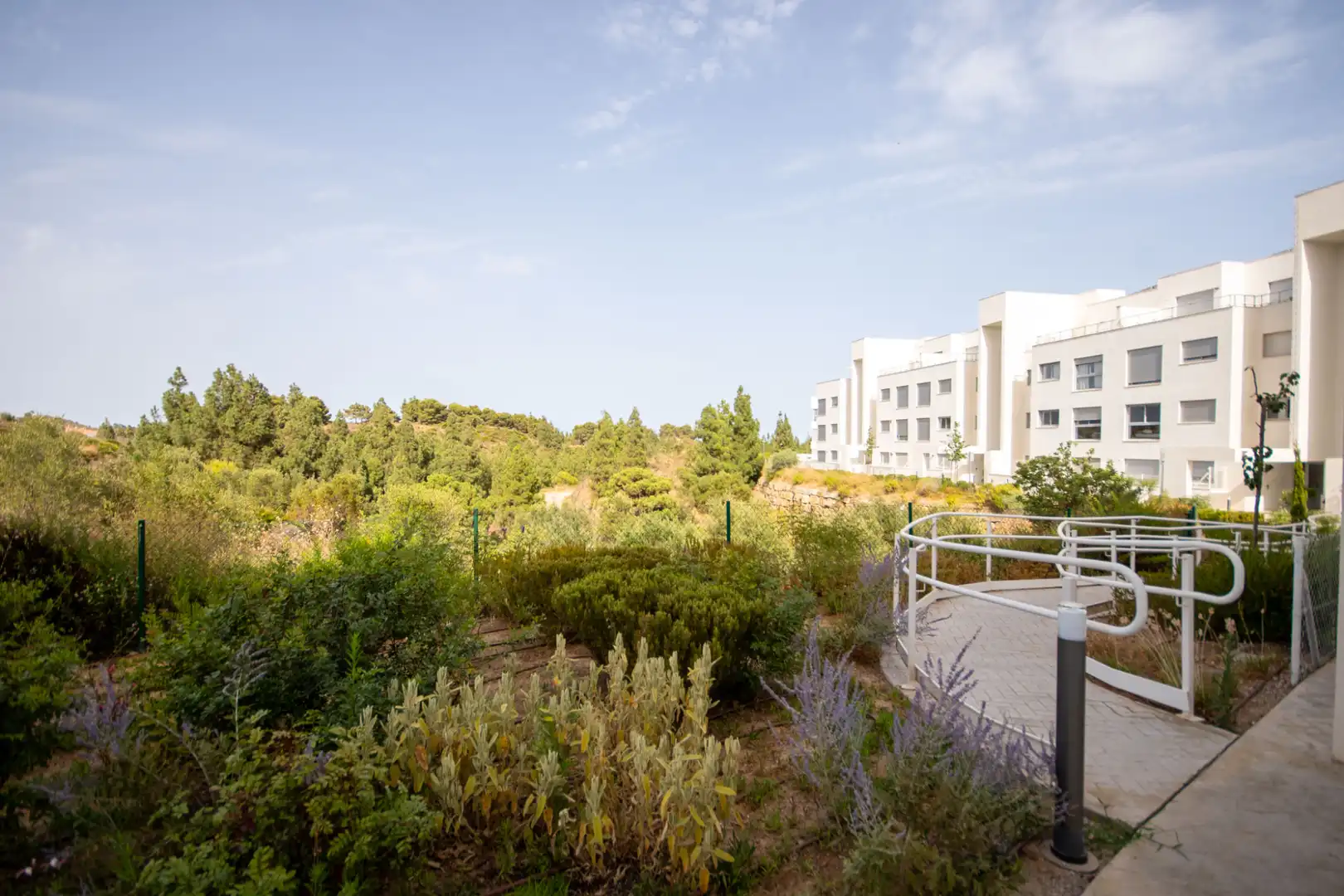 Vista exterior de Piso en venta en Mijas con Aire acondicionado, Jardín privado y Terraza