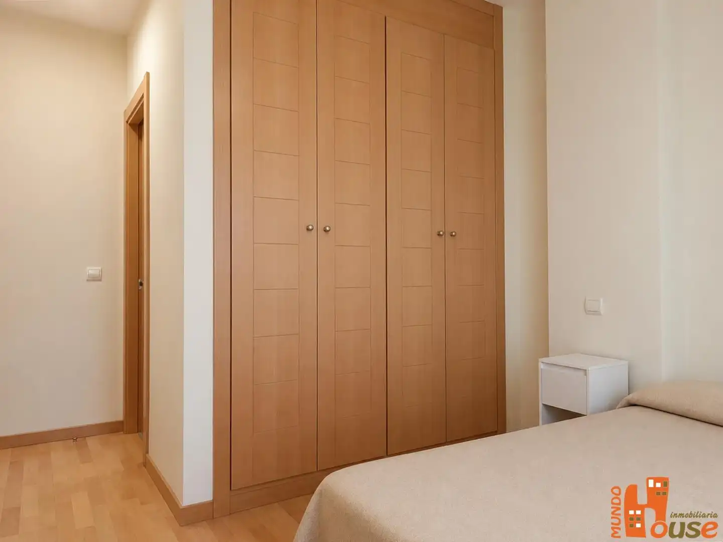 Schlafzimmer von Wohnung zur Miete in Real Sitio de San Ildefonso mit Möbliert und Balkon