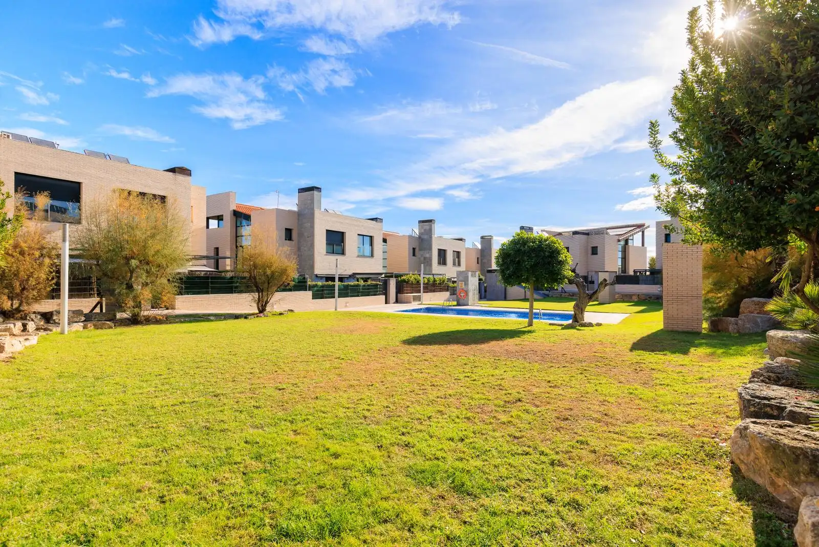 Vista exterior de Casa adosada en venta en Cambrils con Aire acondicionado, Calefacción y Jardín privado