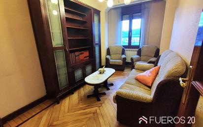 Living room of Flat for sale in Barakaldo   with Heating