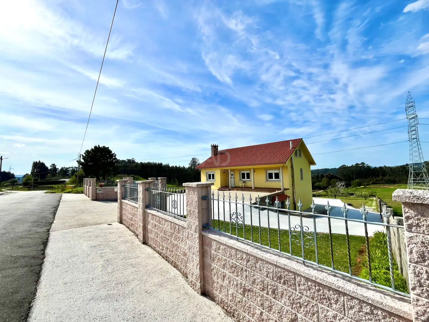 Vista exterior de Casa o chalet en venta en Coirós con Calefacción y Terraza