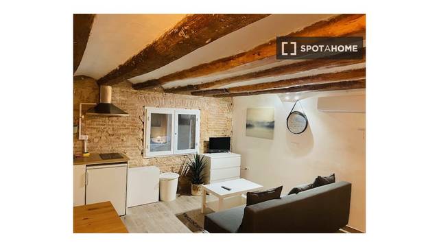 Piso en Alquiler en El Raval