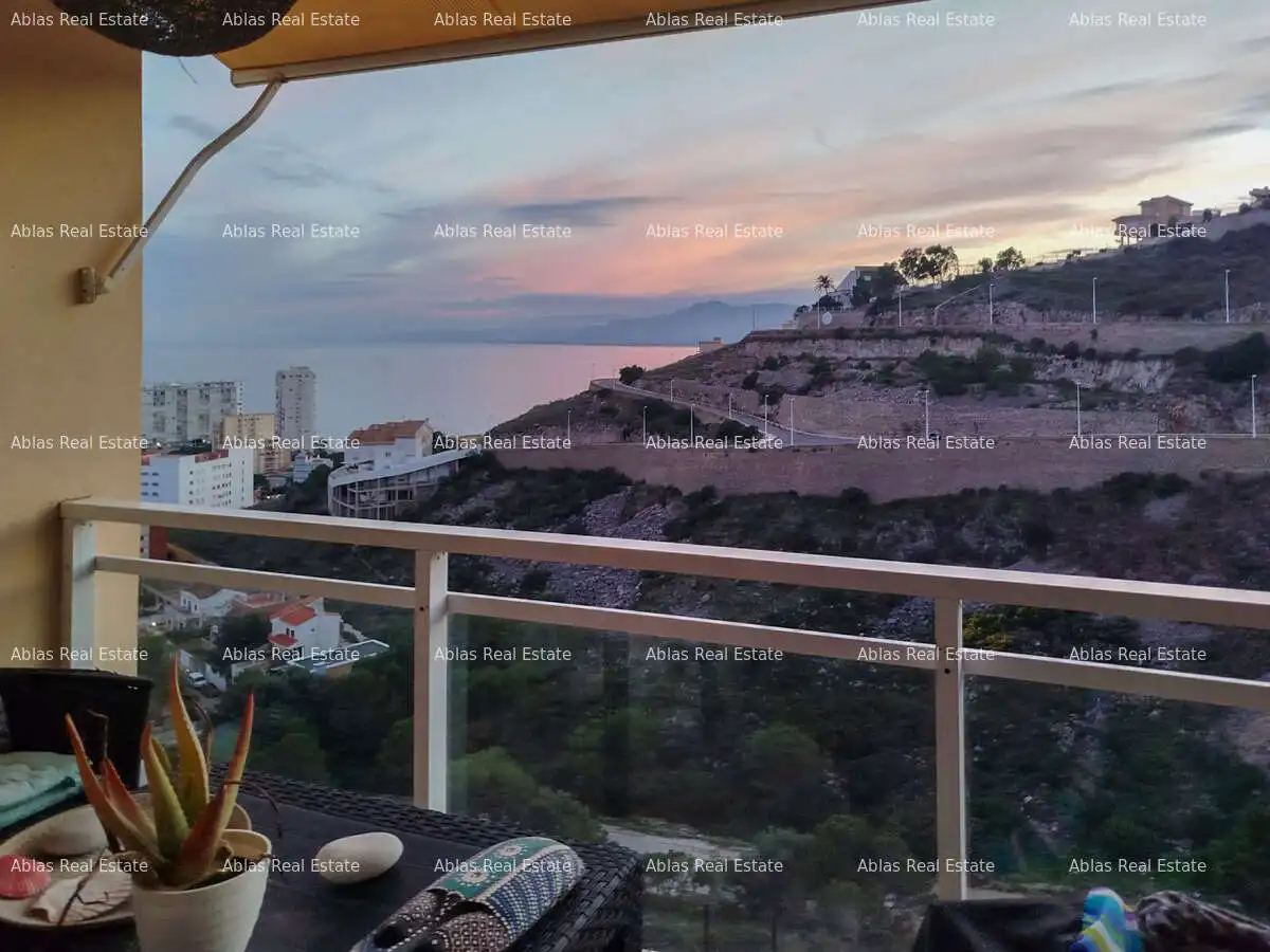 Vista exterior de Apartament en venda en Cullera amb Terrassa, Balcó i Piscina comunitària