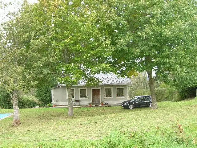 Casa in vendita a Neda