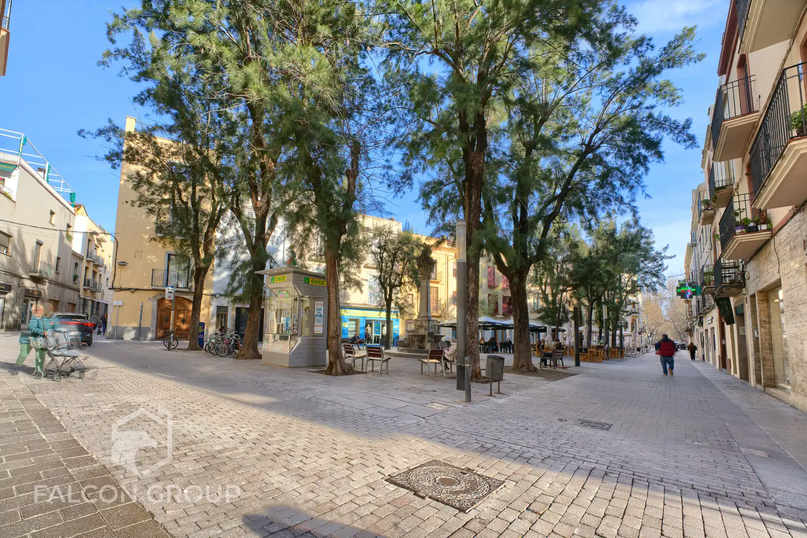 Vista exterior de Local en venda en Vilanova i la Geltrú