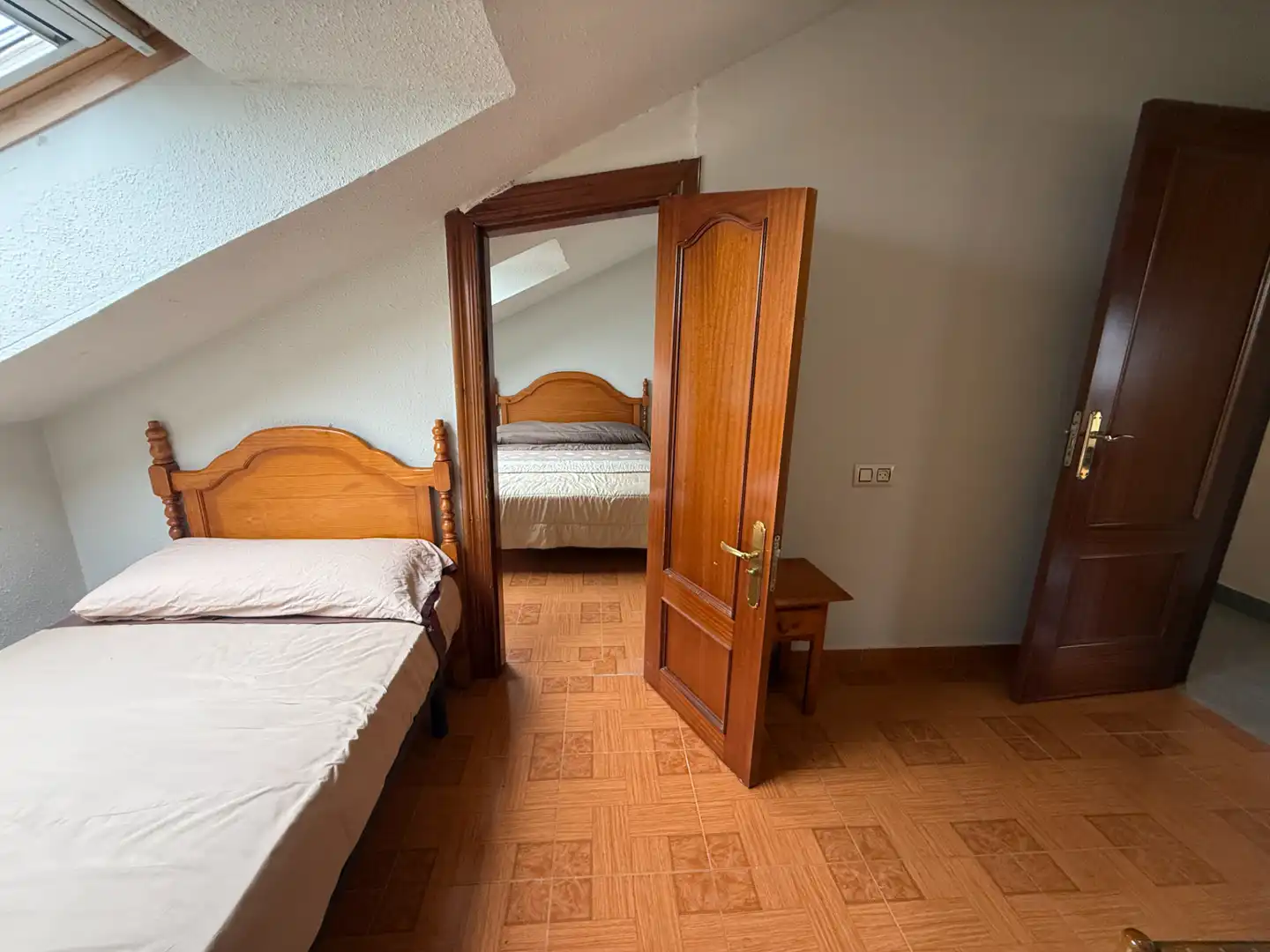 Dormitori de Edifici en venda en Siero amb Alarma