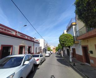 Exterior view of Single-family semi-detached for sale in San Juan de Aznalfarache