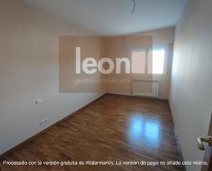 Bedroom of Flat for sale in  Logroño  with Air Conditioner and Balcony