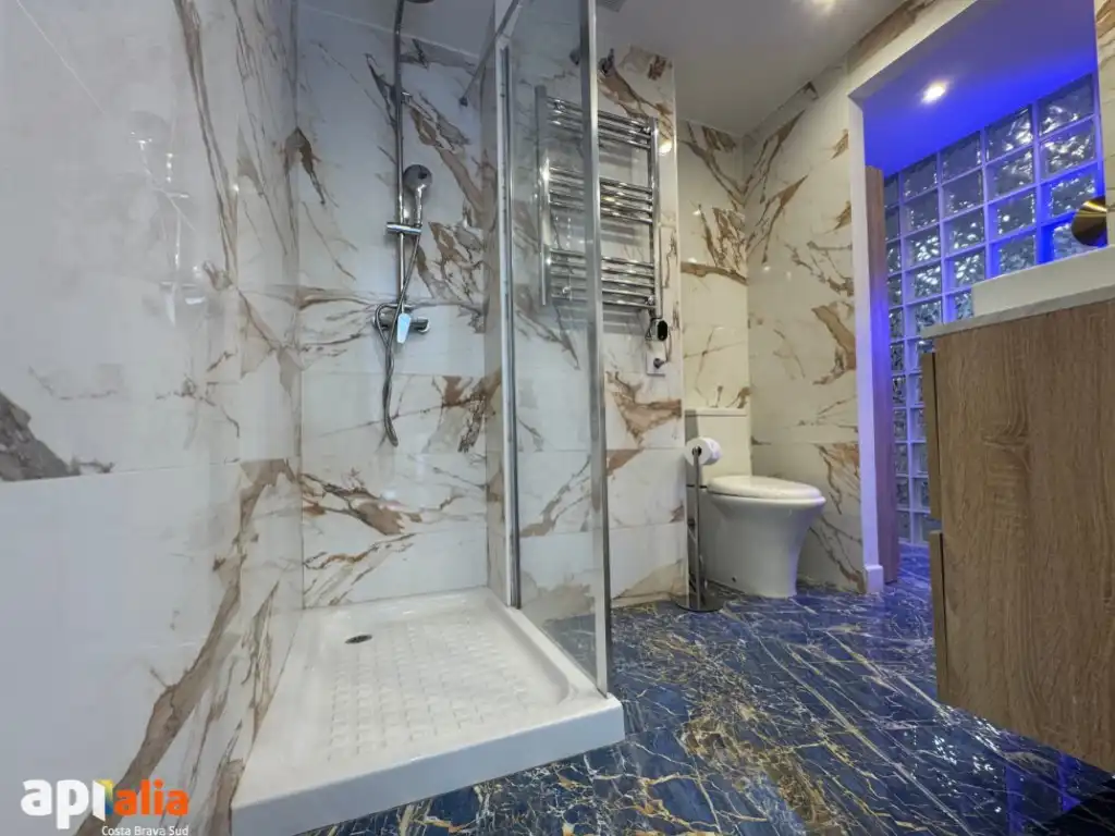 Bany de Apartament en venda en Lloret de Mar amb Aire condicionat, Calefacció i Forn